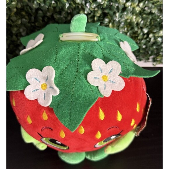 SHOPKINS Strawberry Kiss Plush 6” Coin Bank NEW - Picture 5 of 8
